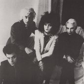 Siouxsie_and_the_banshees_with_john_carruthers.jpg