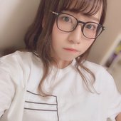眼鏡っ娘田辺留依