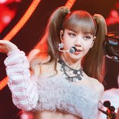 LISA - SBS Inkigayo