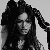 b&w