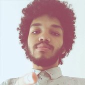 justice-smith-pointing.jpg