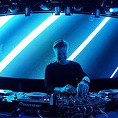 Ｆｅｒｒｙ Ｃｏｒｓｔｅｎ