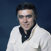 Eurovision_Song_Contest_1976_-_Portugal_-_Carlos_do_Carmo_6.png