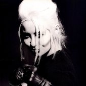 Wendy James