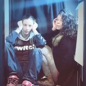 X & Yde