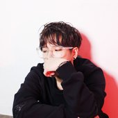 jung_jin_woo_chanteur_871562.jpg