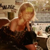HOT - TANNED GUAIAC