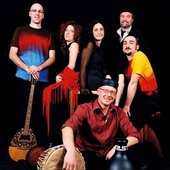 Tanca-Ruja_italian-folk-band_2013_promo_pix.jpg