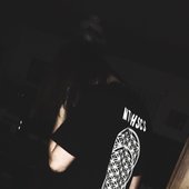 ///