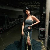 Katy Perry backstage at CMAS 2022