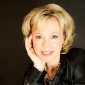 martine-st-clair-photo-3.jpg