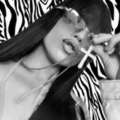 b&w