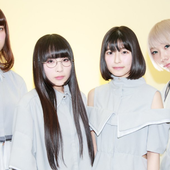 maison-book-girl.png