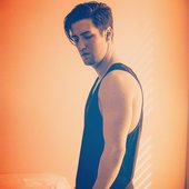 Logan Henderson