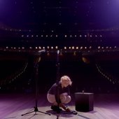 Ire Paz ballena azul