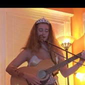 roisin queally.jpg