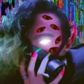 Aakynz 的头像