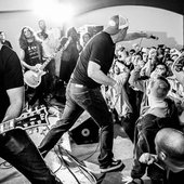 BATTERY-live-1.jpg