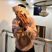 Priyal Dada flexing his Guap