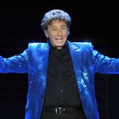 BarryManilowGettyImages-490187529-720x458.jpg