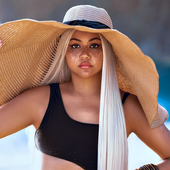 Kat DeLuna