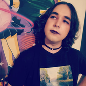 EYlmSeLXgAAF0gF.png