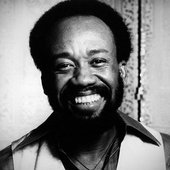 maurice-white-smile-billboard-650-b.jpg