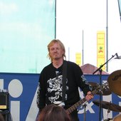 Hieta Kellareista Manskille 2004