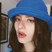 Lunaem_Gorro