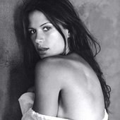 5069c697498367c3fb70d362c7d79a93--rhona-mitra-beautiful-actresses.jpg