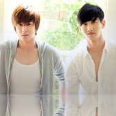 Tohoshinki 2013 Calendar tocoringcafe