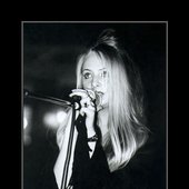 Heidi (vocal) photo- M. Durant 