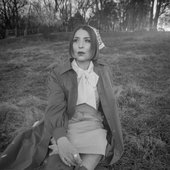 svrcina black and white