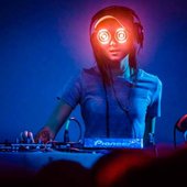 REZZ-1-700x467.jpg