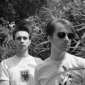 1982