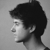 Alec Benjamin