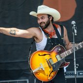 Shakey_Graves_performs_at_the_Longhorn_City_Limits_stage_in_2021.jpg