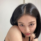 amiraxoxos 的头像