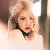 ROSÉ, -R-