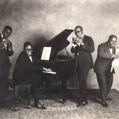 Clarence Williams And His Washboard Band.jpg