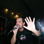 Daniel Felipe(vocal) fazendo careta