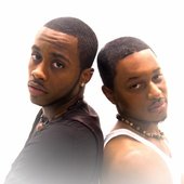 Les Jumo: Docta Lova aka Docteur Love la Friandiz & Linho DeGaucho aka Ndombolinho
