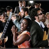 Sharon Jones and the Dap-Kings_2.JPG