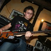 Alex (bass)