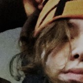 ‎