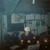 spyridia forumsjing in St. Louis basement venue Fraglroc circa 2022
