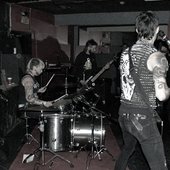 dronez @ the empire