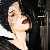 Margot1-1106x830.jpg