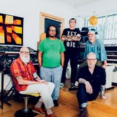 https://www.chicagomag.com/chicago-magazine/november-2025/tortoise-returns-with-the-philharmonic/