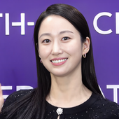 Jeon_Hye-bin_in_November_2024.png